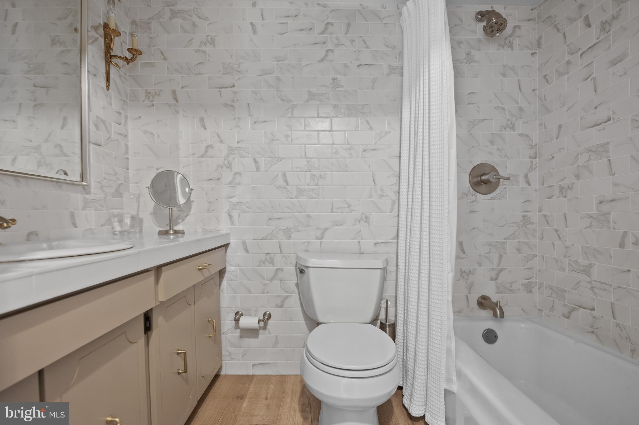 1840 Frontage Road, Unit 1704 Cherry Hill, NJ 08034 - Photo 26 of 39 Elegant bathroom with modern finishes.