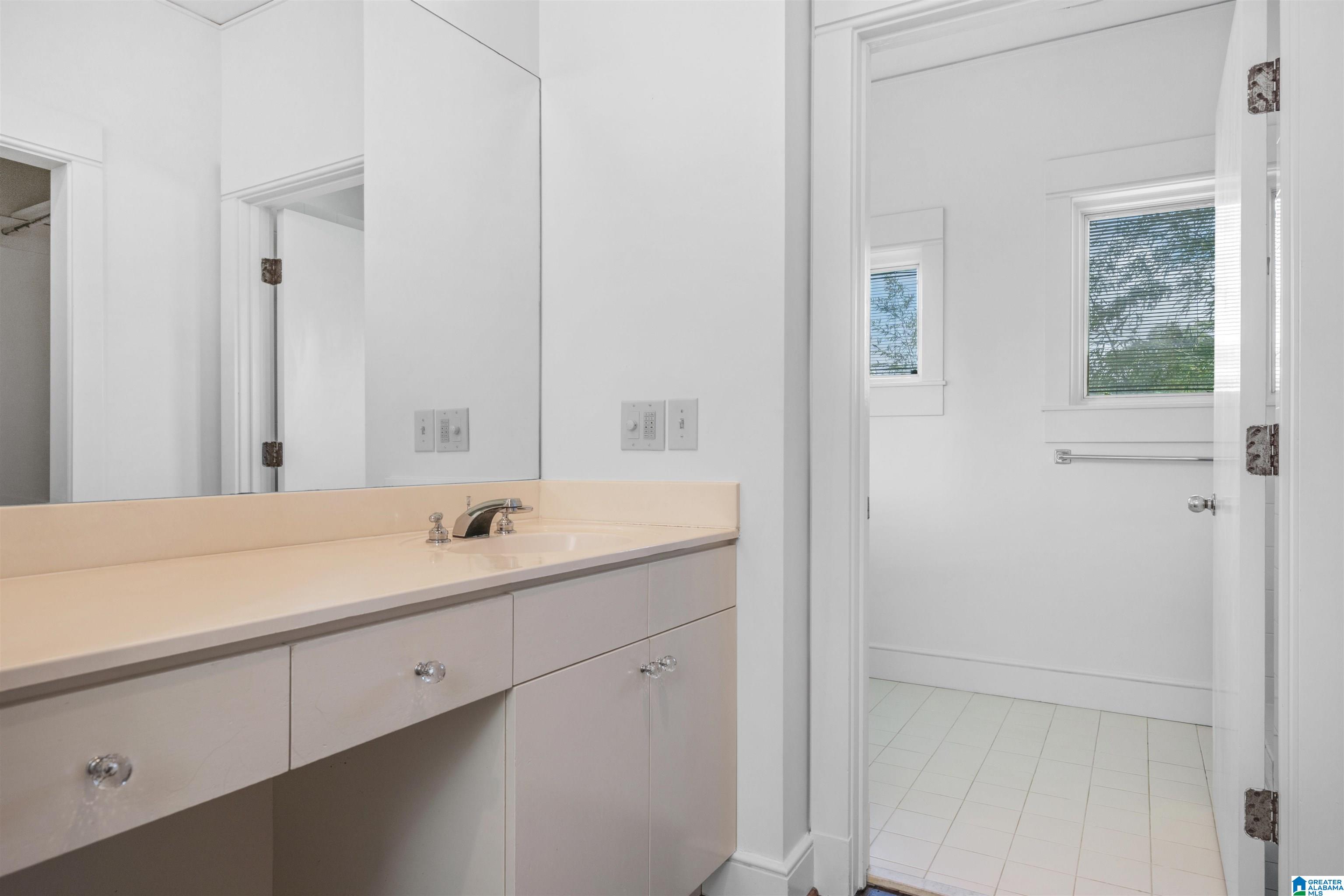 4370 Cliff Road Birmingham, AL 35222 - Photo 22 of 40
