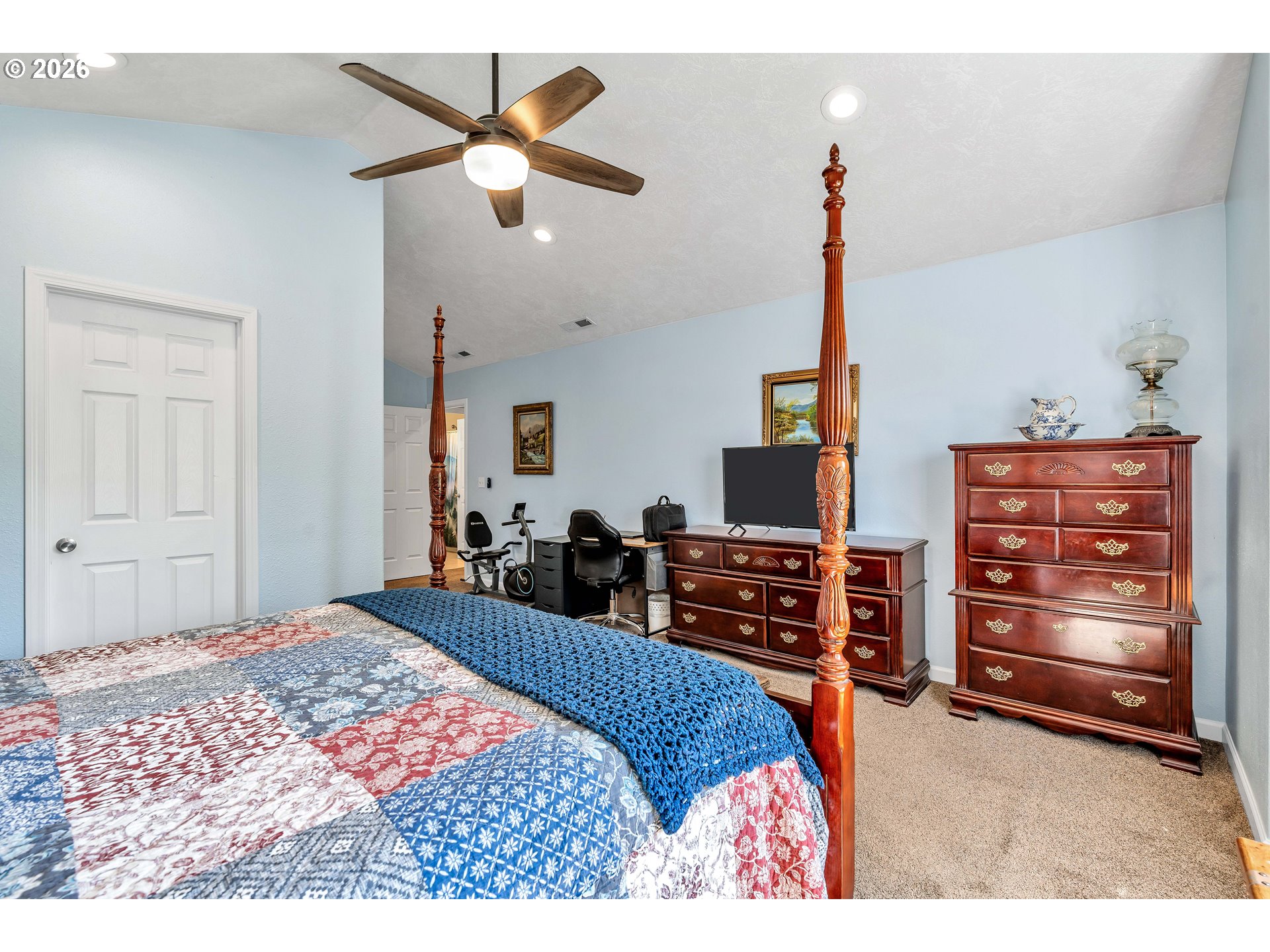12313 South Groshong Road Molalla, OR 97038 - Photo 33 of 48 a bedroom with a bed and ceiling fan