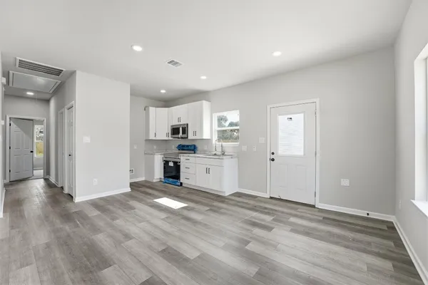 $159,500 | 2230 Cable Avenue, Beaumont, TX 77703