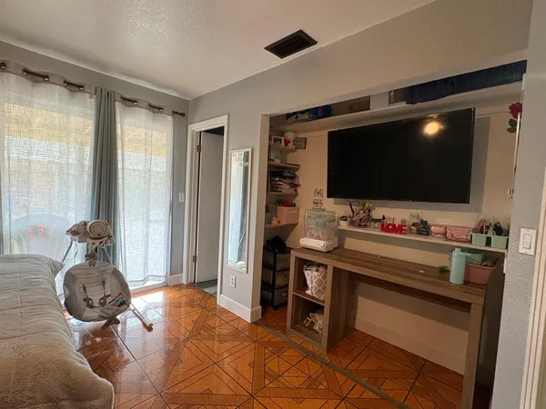$424,000 | 3520 Hallsboro Court, Modesto, CA 95357