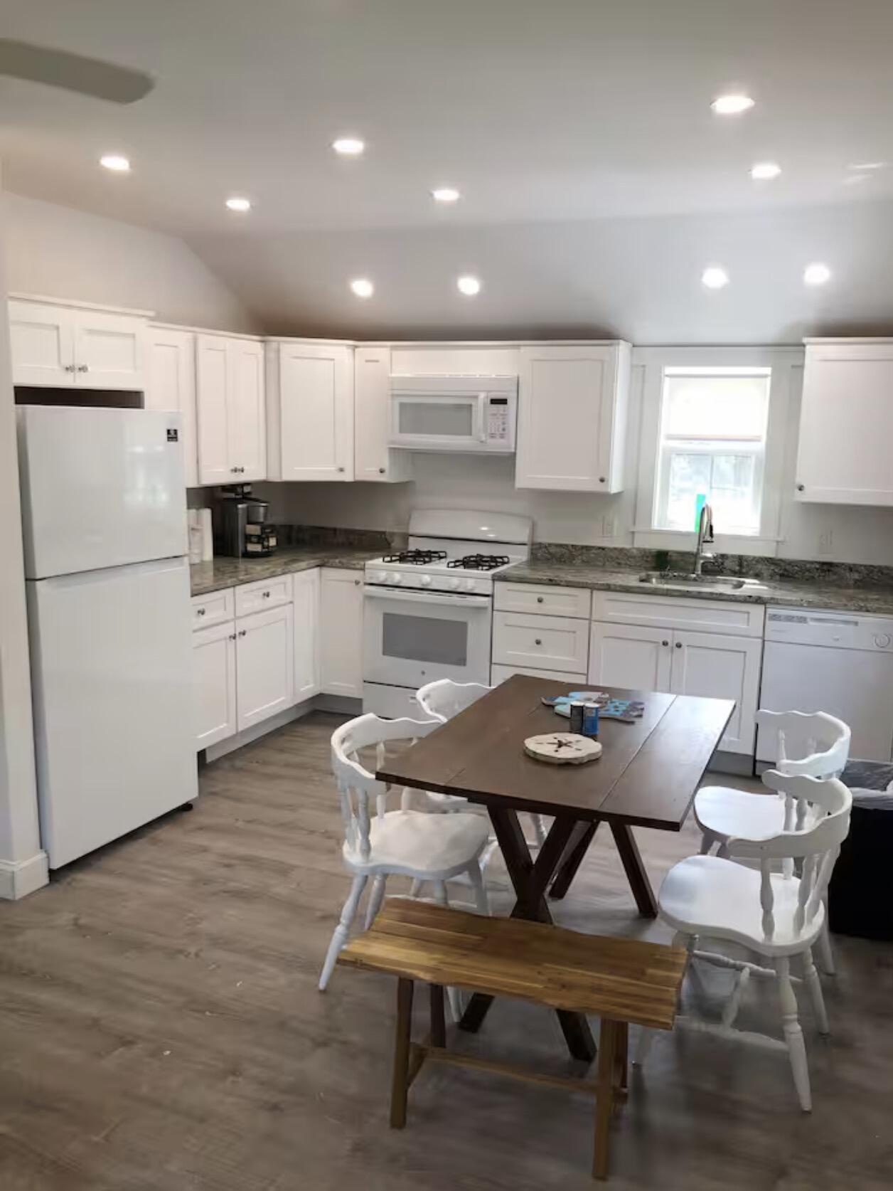 207 Telegraph Road Dennis Port, MA 02639 - Photo 8 of 19 IMG_0310