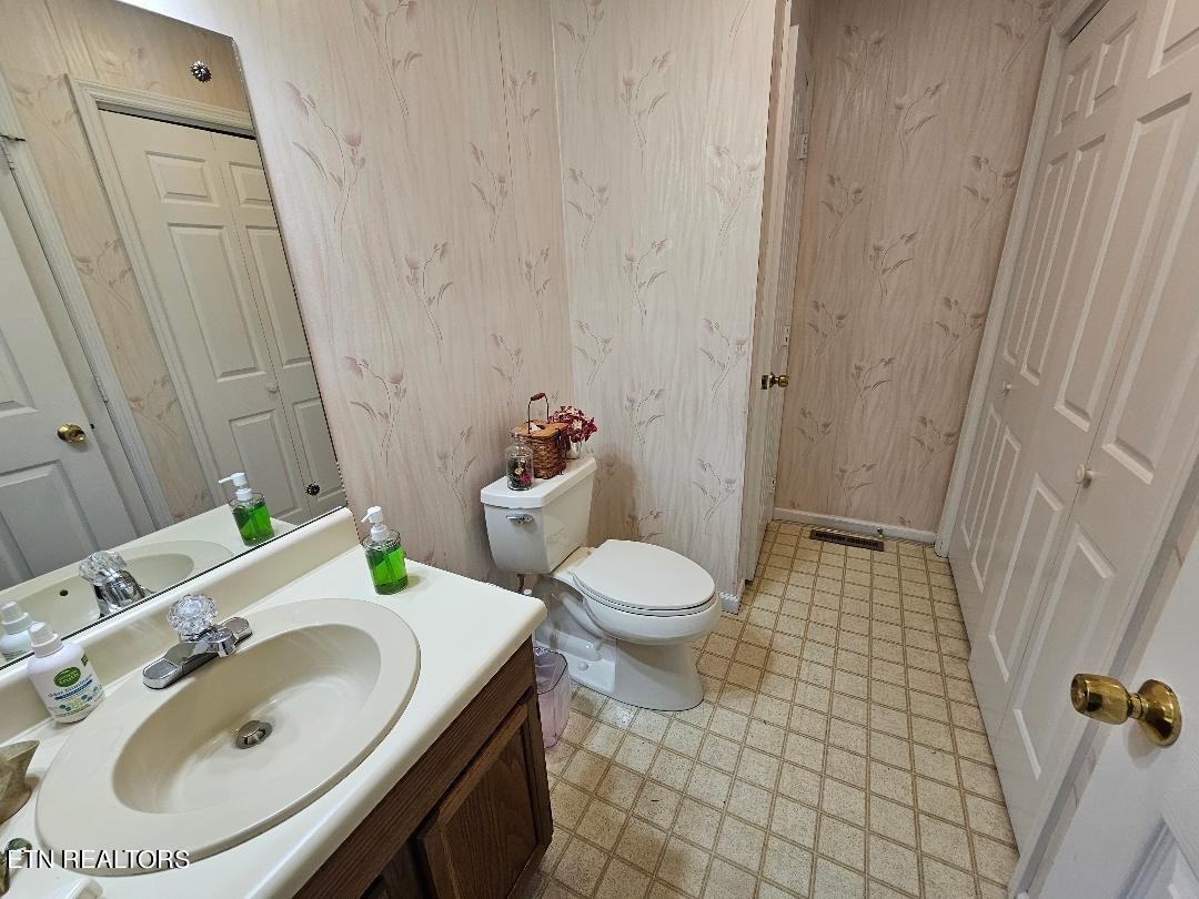 152 High Point Lane Oak Ridge, TN 37830 - Photo 8 of 24