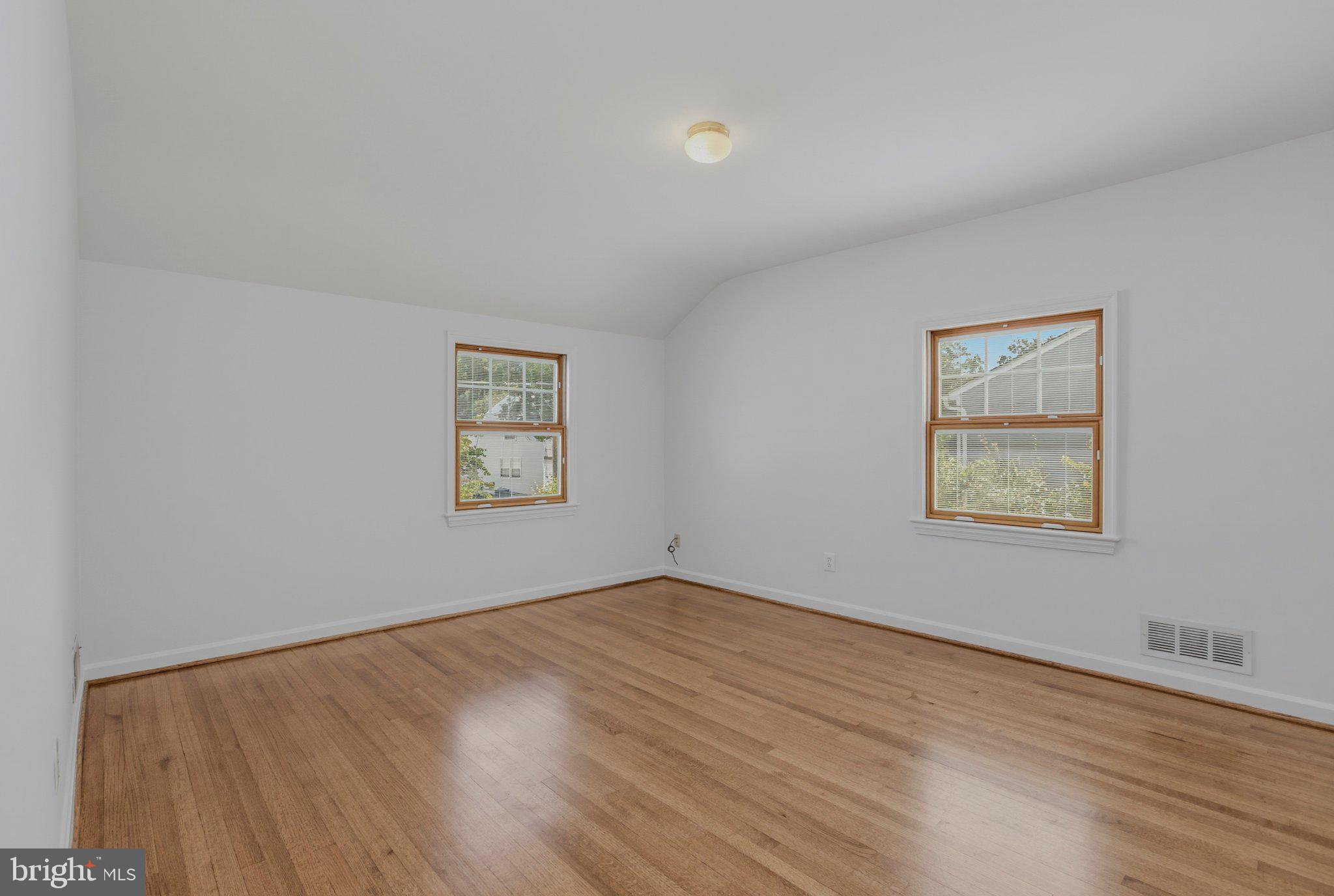 717 Mapleton Road Rockville, MD 20850 - Photo 16 of 33 Gallery Image 16