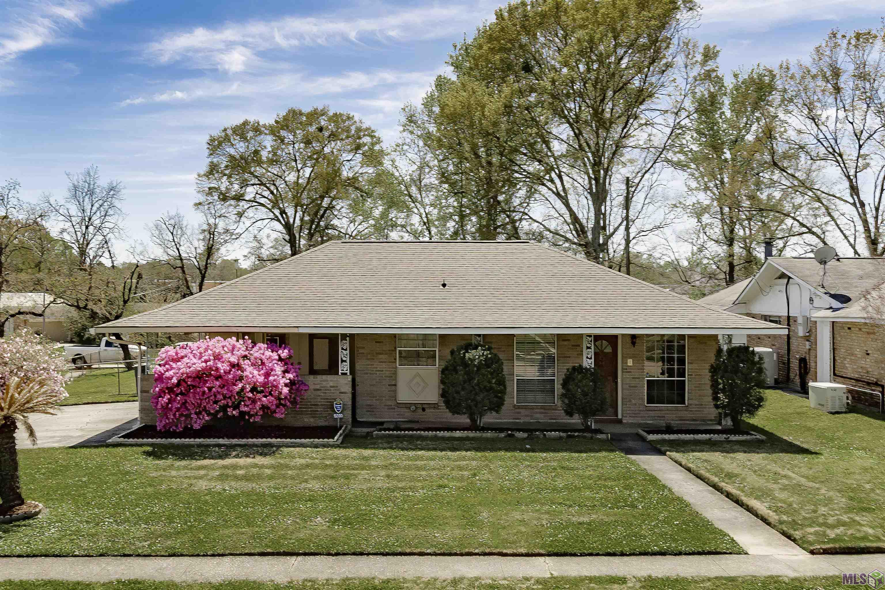 9280 Samoa Avenue Baton Rouge, LA 70810 - Photo 1 of 26