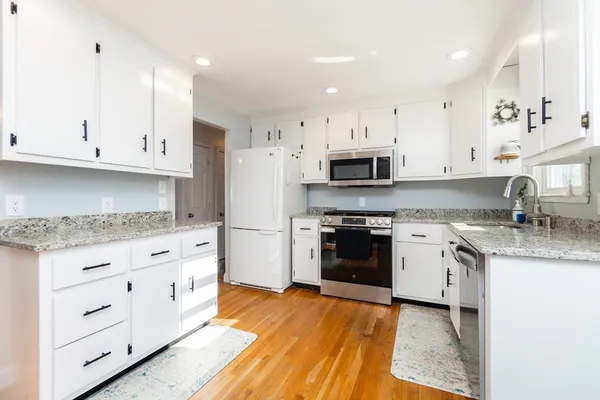 $3,600 | 73 Winfield Street, Dedham, MA 02026