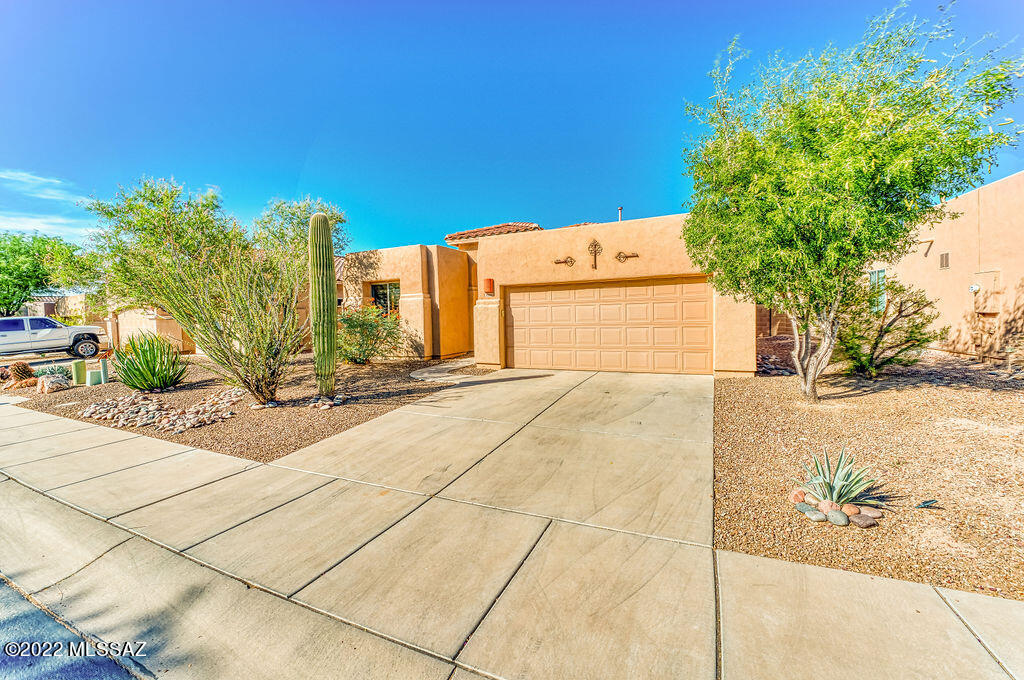 7550 West Pepper Ridge Road Tucson, AZ 85743 - Photo 4 of 26 Gallery Image 4