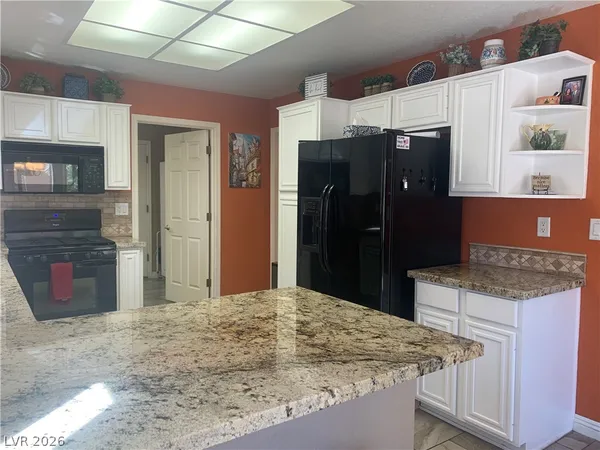 $2,200 | 2924 Crown Ridge Drive, Las Vegas, NV 89134