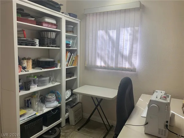 $2,200 | 2924 Crown Ridge Drive, Las Vegas, NV 89134
