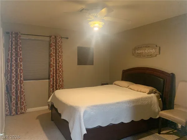 $2,200 | 2924 Crown Ridge Drive, Las Vegas, NV 89134