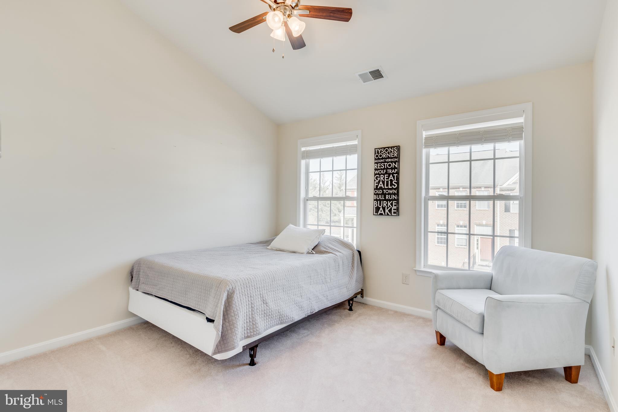 21075 Roaming Shores Terrace Ashburn, VA 20147 - Photo 19 of 43 Second bedroom