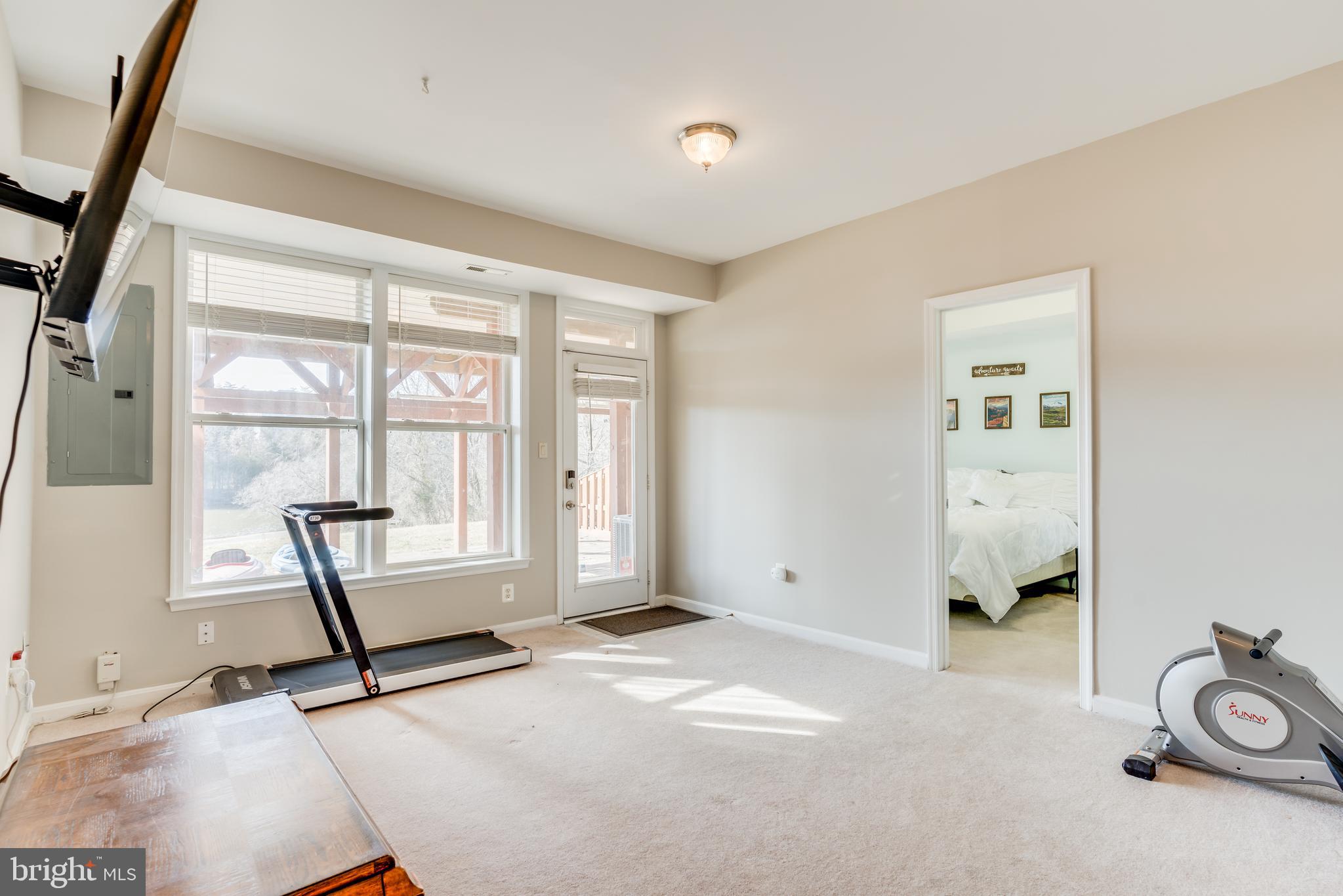 21075 Roaming Shores Terrace Ashburn, VA 20147 - Photo 22 of 43 Family room