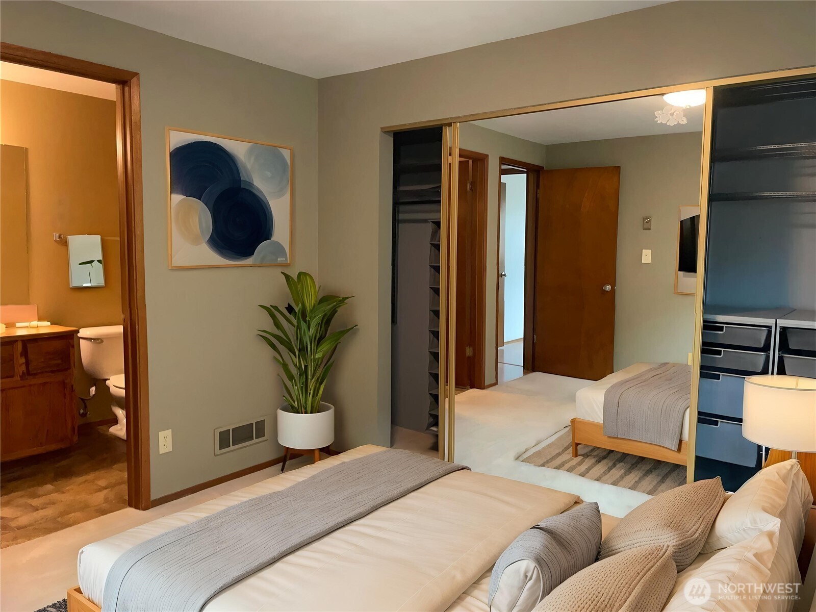 731 North 94th Street, Unit 8 Seattle, WA 98103 - Photo 24 of 40