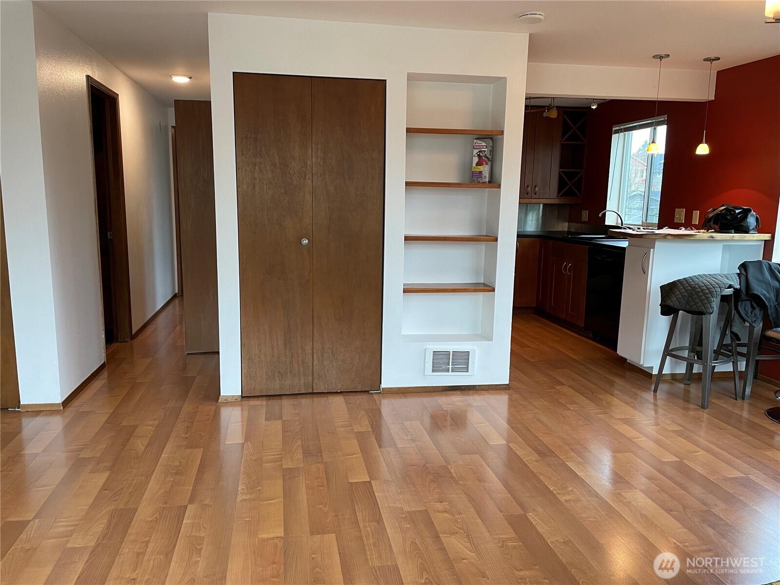 731 North 94th Street, Unit 8 Seattle, WA 98103 - Photo 29 of 40