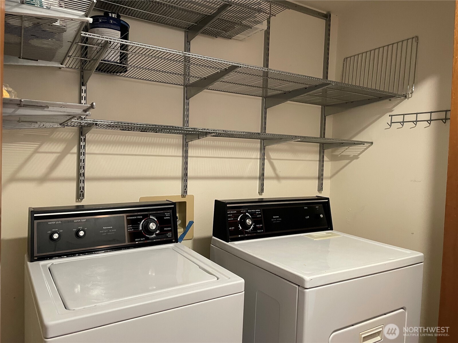 731 North 94th Street, Unit 8 Seattle, WA 98103 - Photo 30 of 40