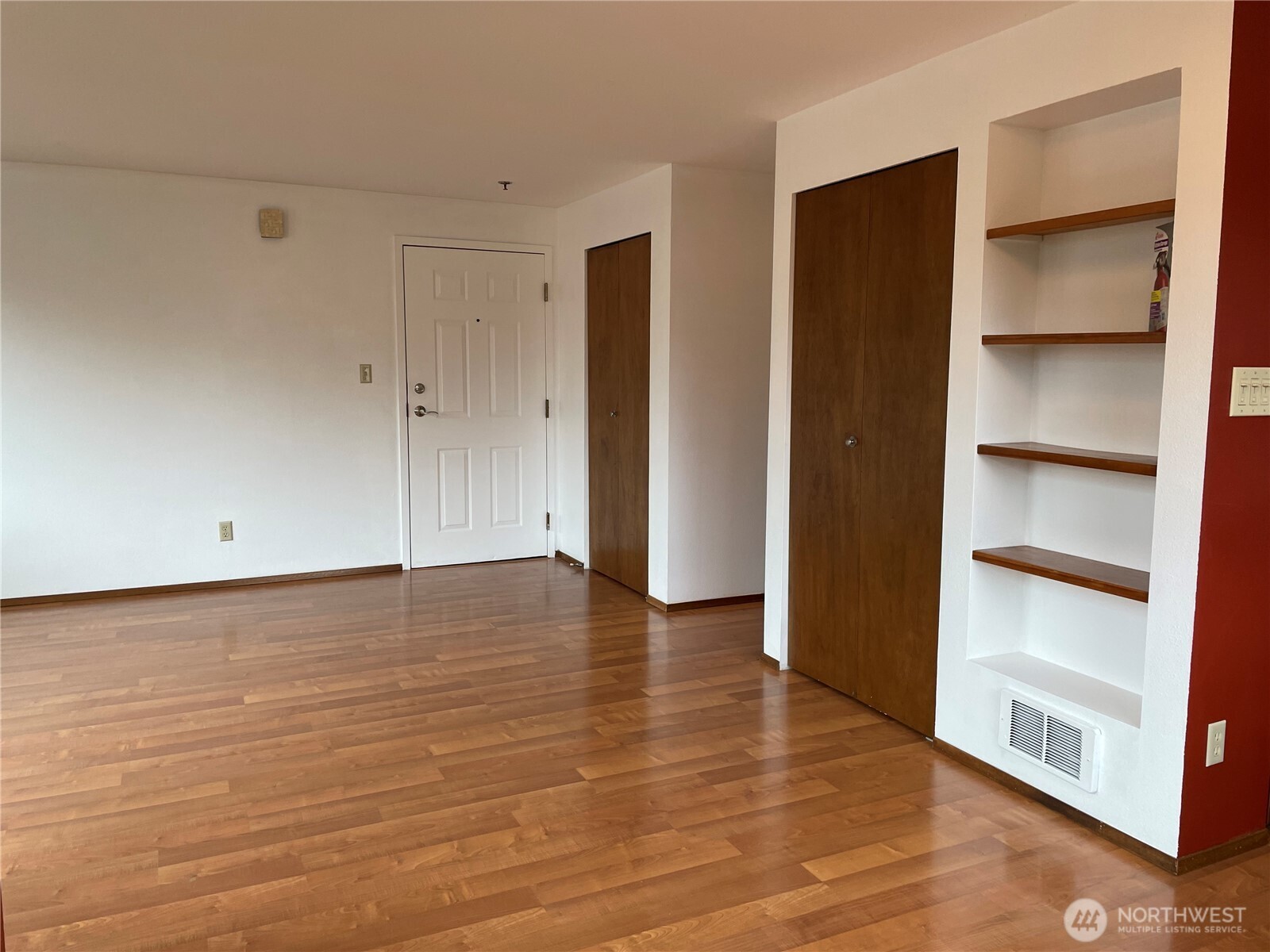 731 North 94th Street, Unit 8 Seattle, WA 98103 - Photo 36 of 40