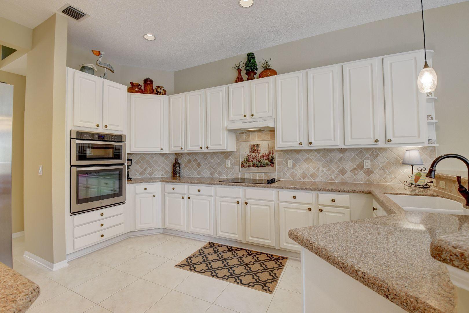 21420 Gosier Way Boca Raton, FL 33428 - Photo 7 of 46 Kitchen