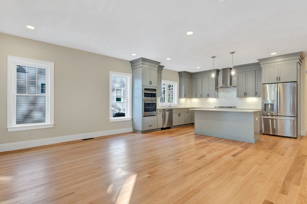 8 Weber Farm Road, Unit 8 Wrentham, MA 02093 - Photo 4 of 8