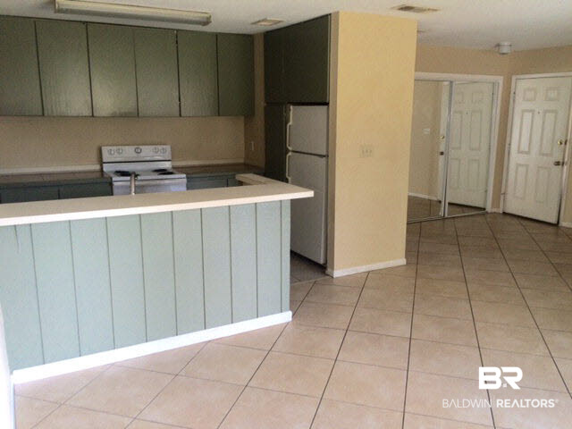 1116 North Alston Street, Unit 1116 Foley, AL 36535 - Photo 4 of 15