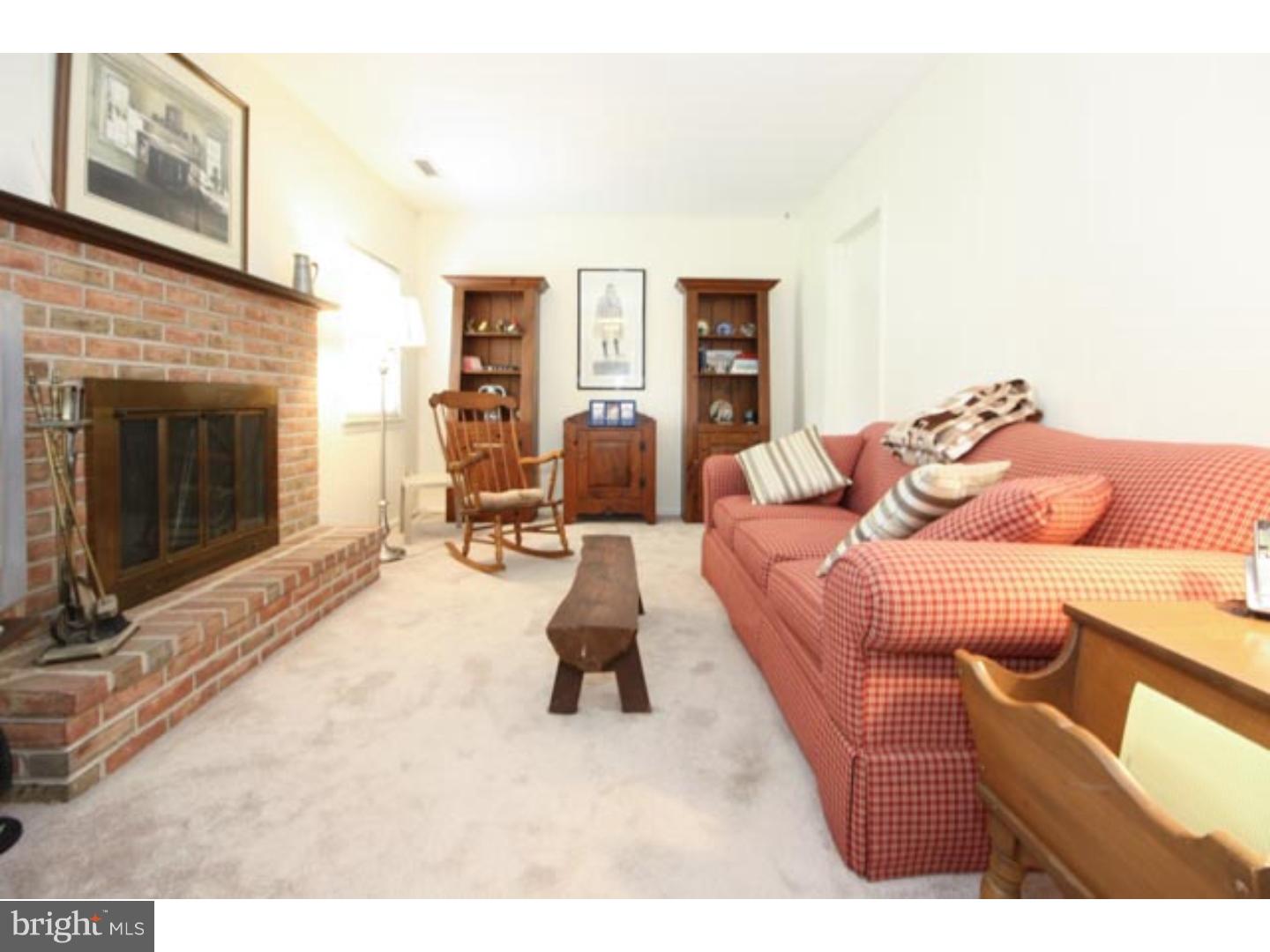 10 Forrester Road Horsham, PA 19044 - Photo 11 of 25 Family Room