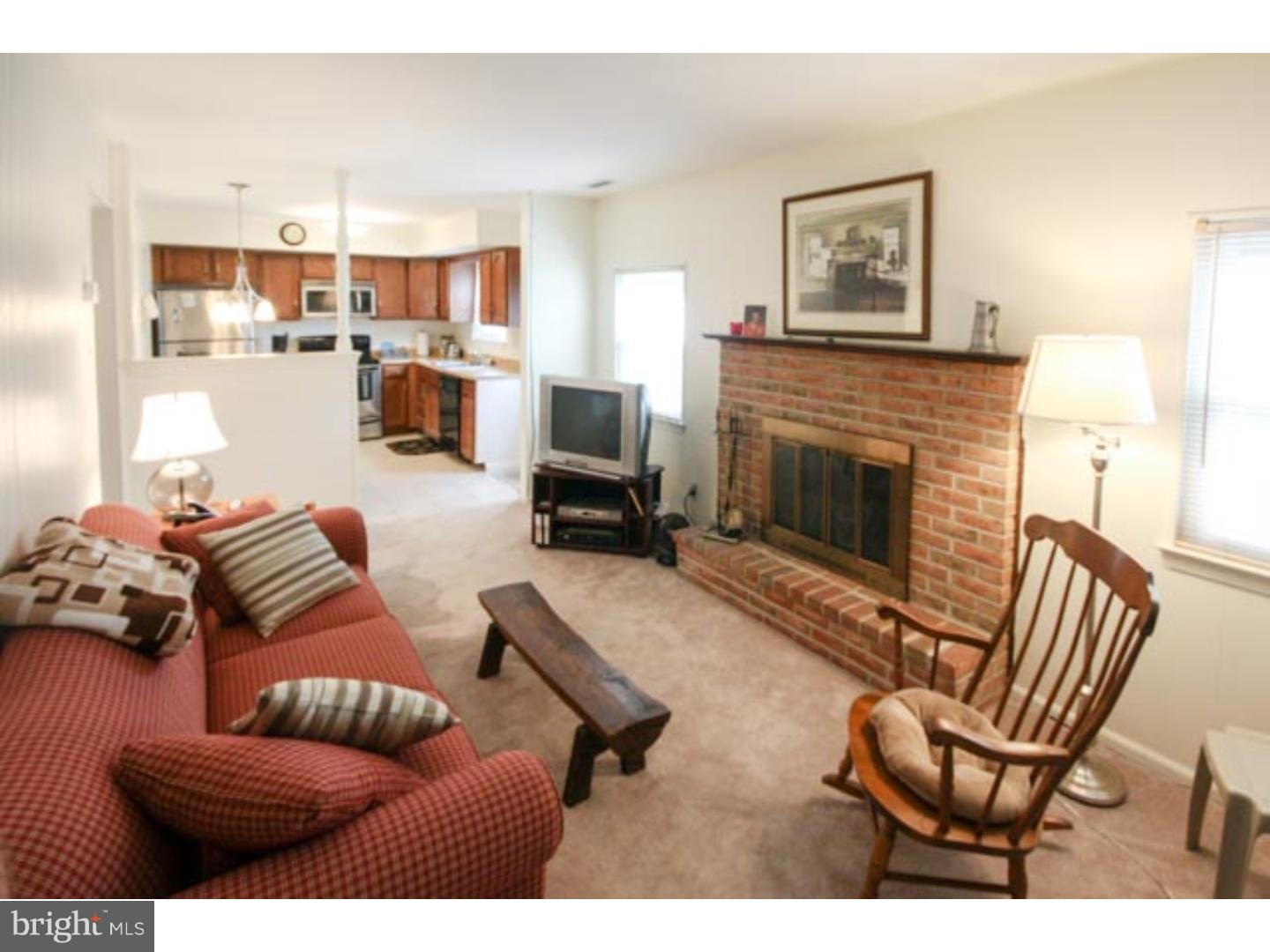 10 Forrester Road Horsham, PA 19044 - Photo 13 of 25 Family Room