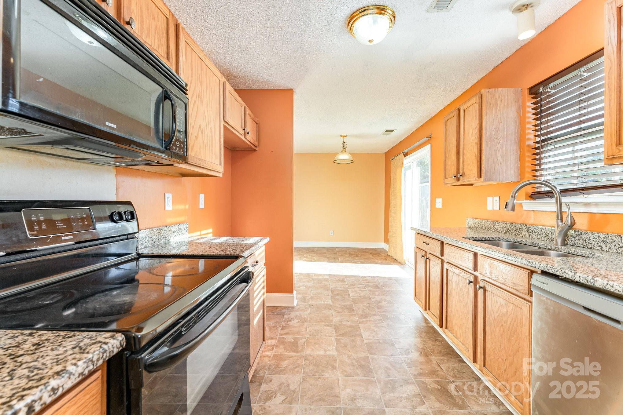 6313 Andrew Colten Court Charlotte, NC 28214 - Photo 7 of 29