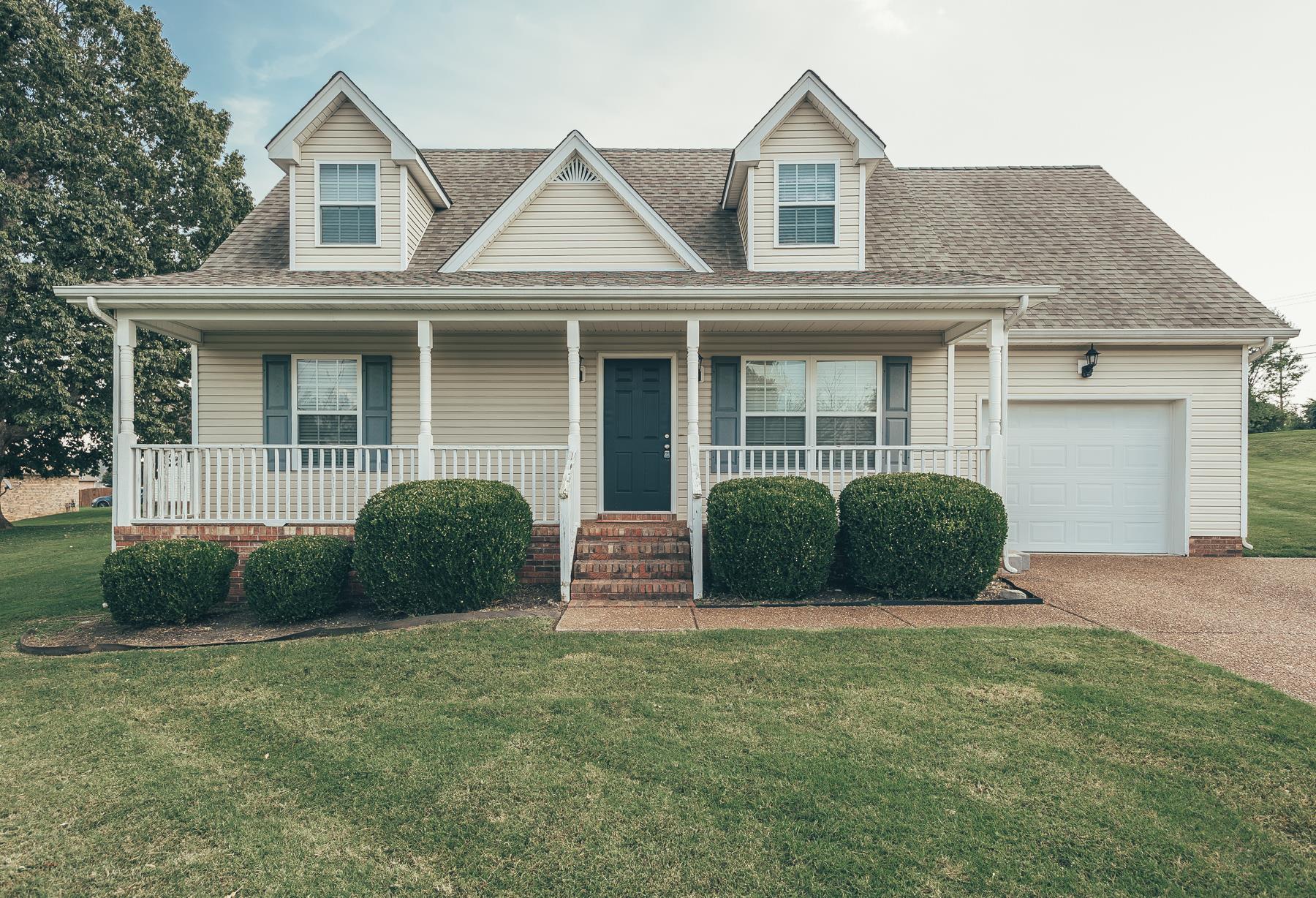 507 Rhodes Circle Gallatin, TN 37066 - Photo 2 of 28 Gallery Image 2