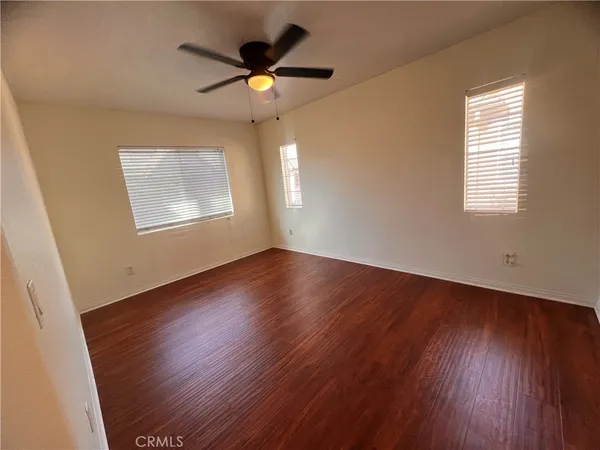 $525,000 | 28382 Mirabelle Lane, Saugus, CA 91350