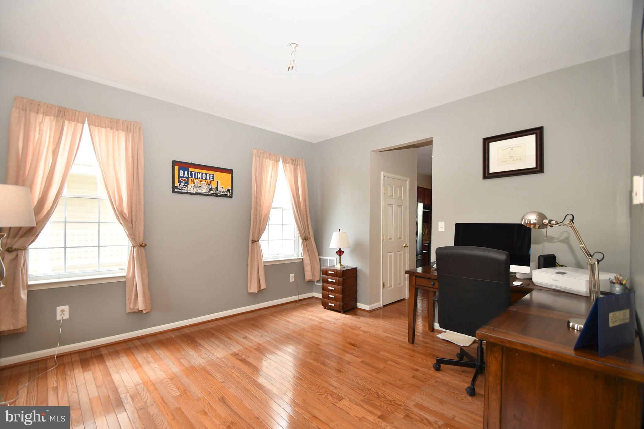 1906 Mars Run Road Baltimore, MD 21221 - Photo 5 of 30 Living Room 2