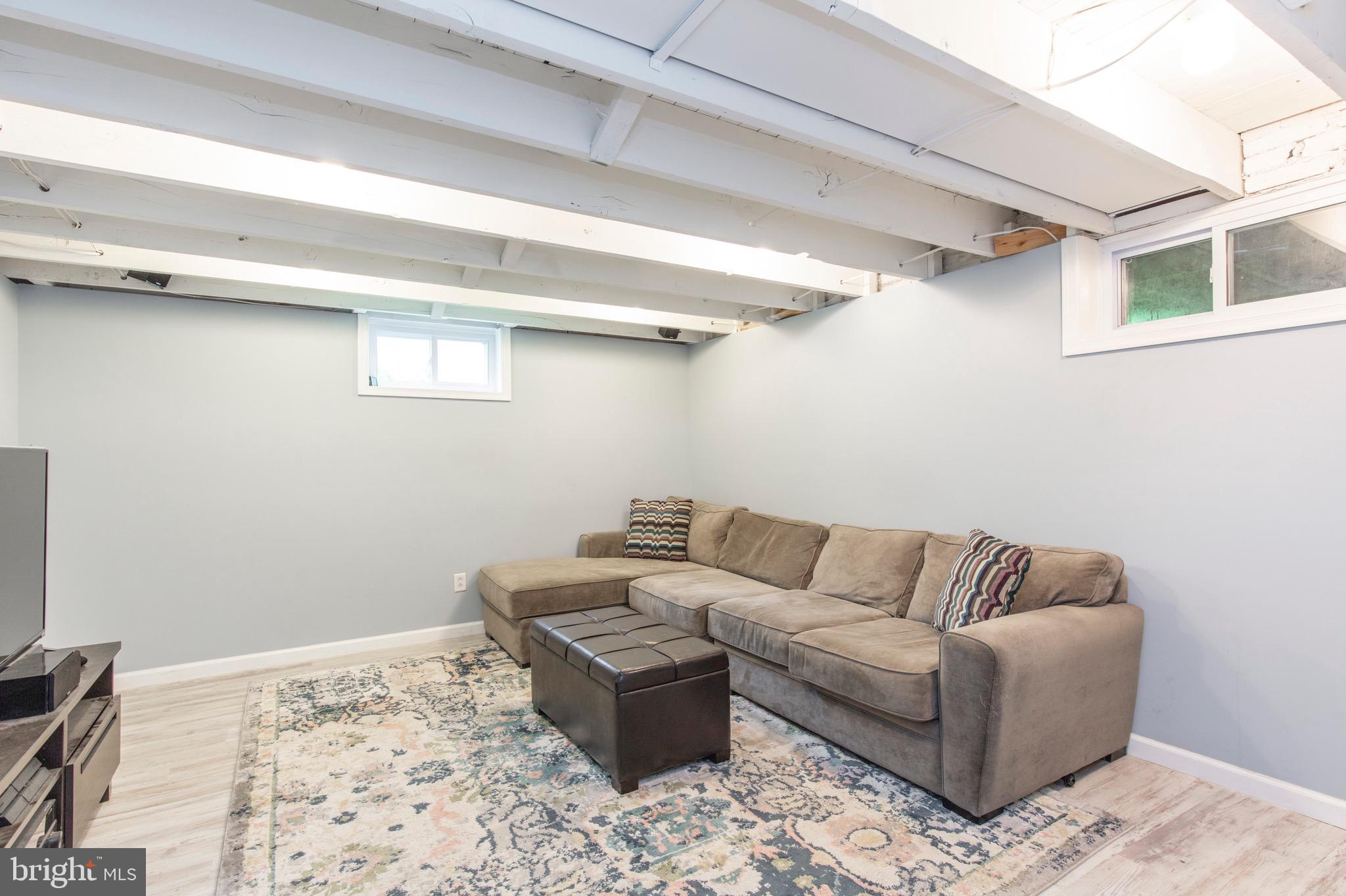 255 School Lane Springfield, PA 19064 - Photo 29 of 37 Gallery Image 29