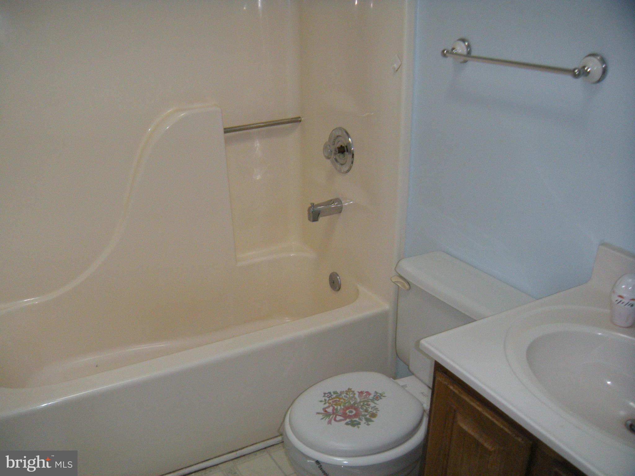 3001 Carrollton Road Finksburg, MD 21048 - Photo 5 of 15 Bath