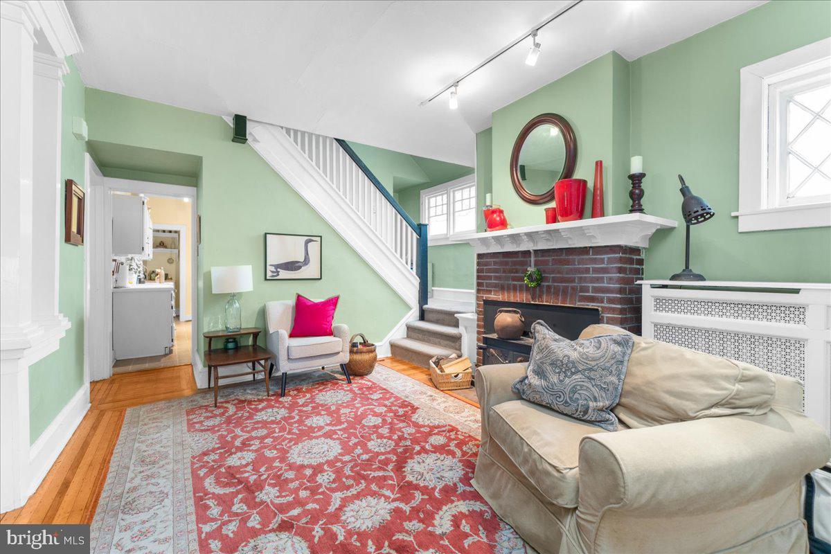 136 Grandview Road Ardmore, PA 19003 - Photo 8 of 44 Gallery Image 8