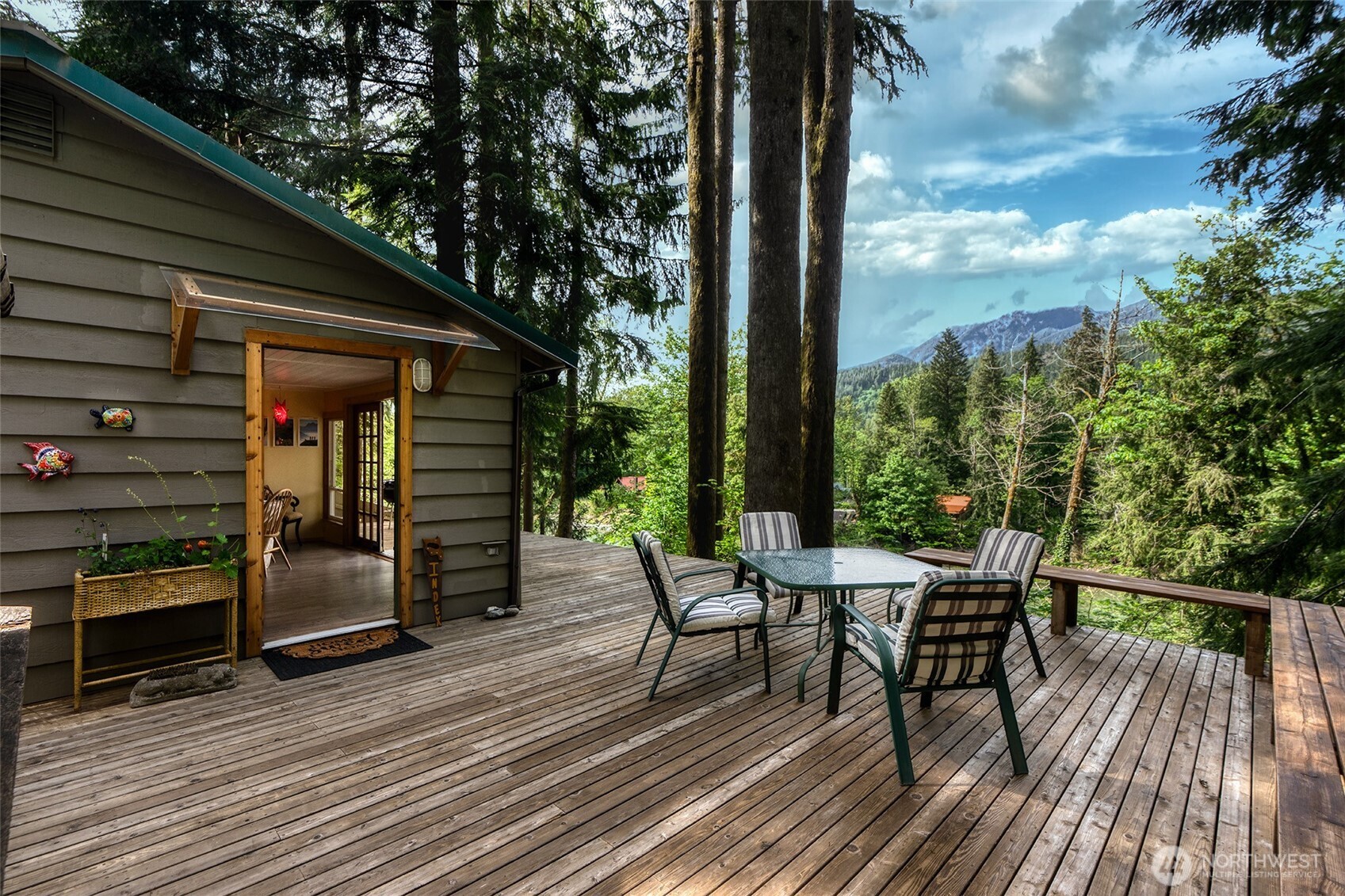 51911 South Riverside Road Gold Bar, WA 98251 - Photo 3 of 25