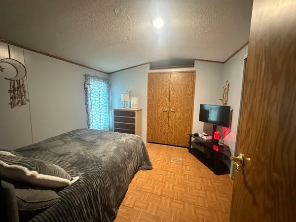 $39,900 | 36 Trillium Lane, Charlestown, NH 03603