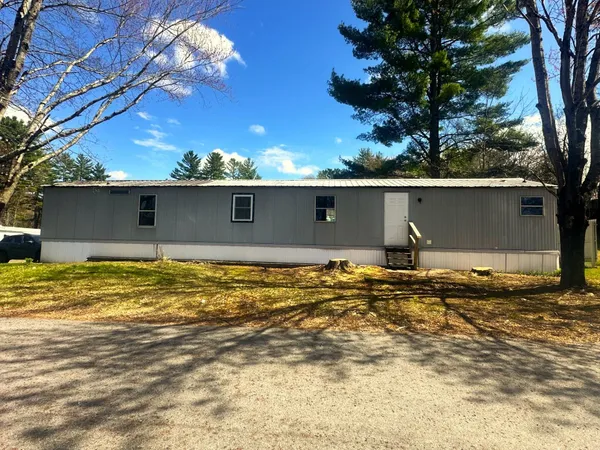 $39,900 | 36 Trillium Lane, Charlestown, NH 03603