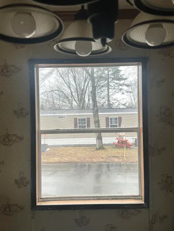 $39,900 | 36 Trillium Lane, Charlestown, NH 03603