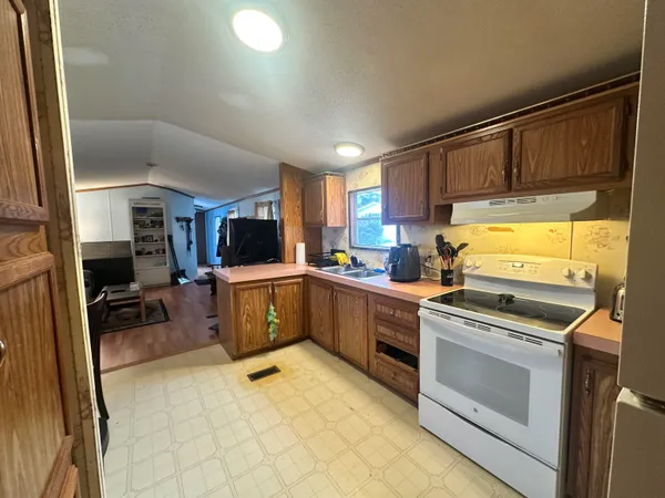 $45,000 | 36 Morways Park, Charlestown, NH 03603