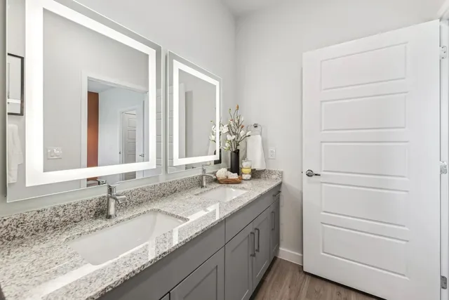 $2,331 | 10350 Blue Bluff Road, Unit 17106, Austin, TX 78724