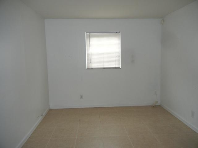 17294 Roosevelt Road Jupiter, FL 33458 - Photo 9 of 24 Additional Photo