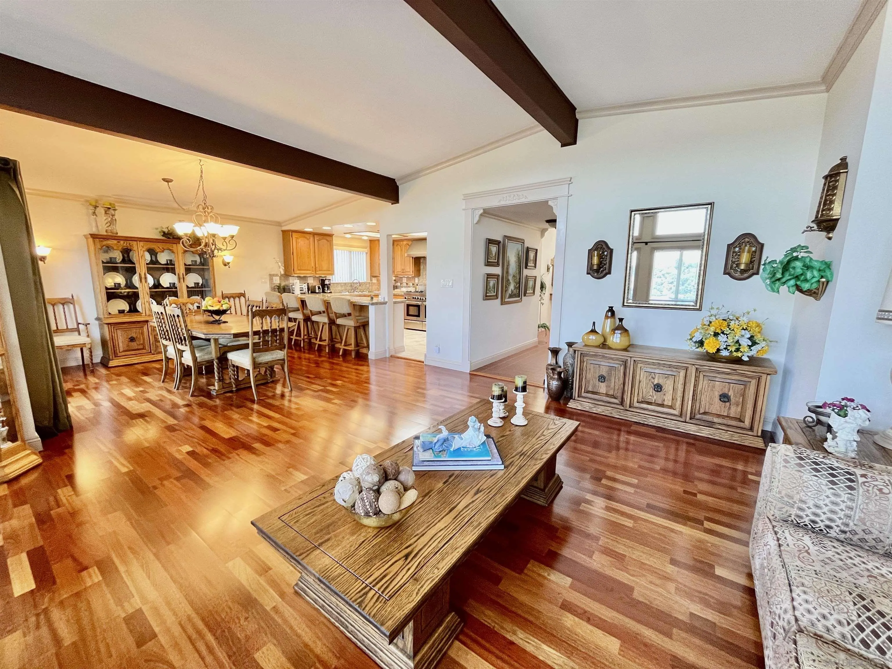 8844 Golf Drive Spring Valley, CA 91977 - Photo 7 of 56 a living room with furniture and wooden floor