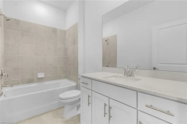 $2,550 | 19528 Hinkley Drive, Estero, FL 33928