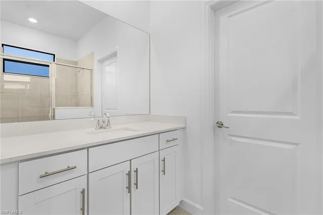 $2,550 | 19528 Hinkley Drive, Estero, FL 33928