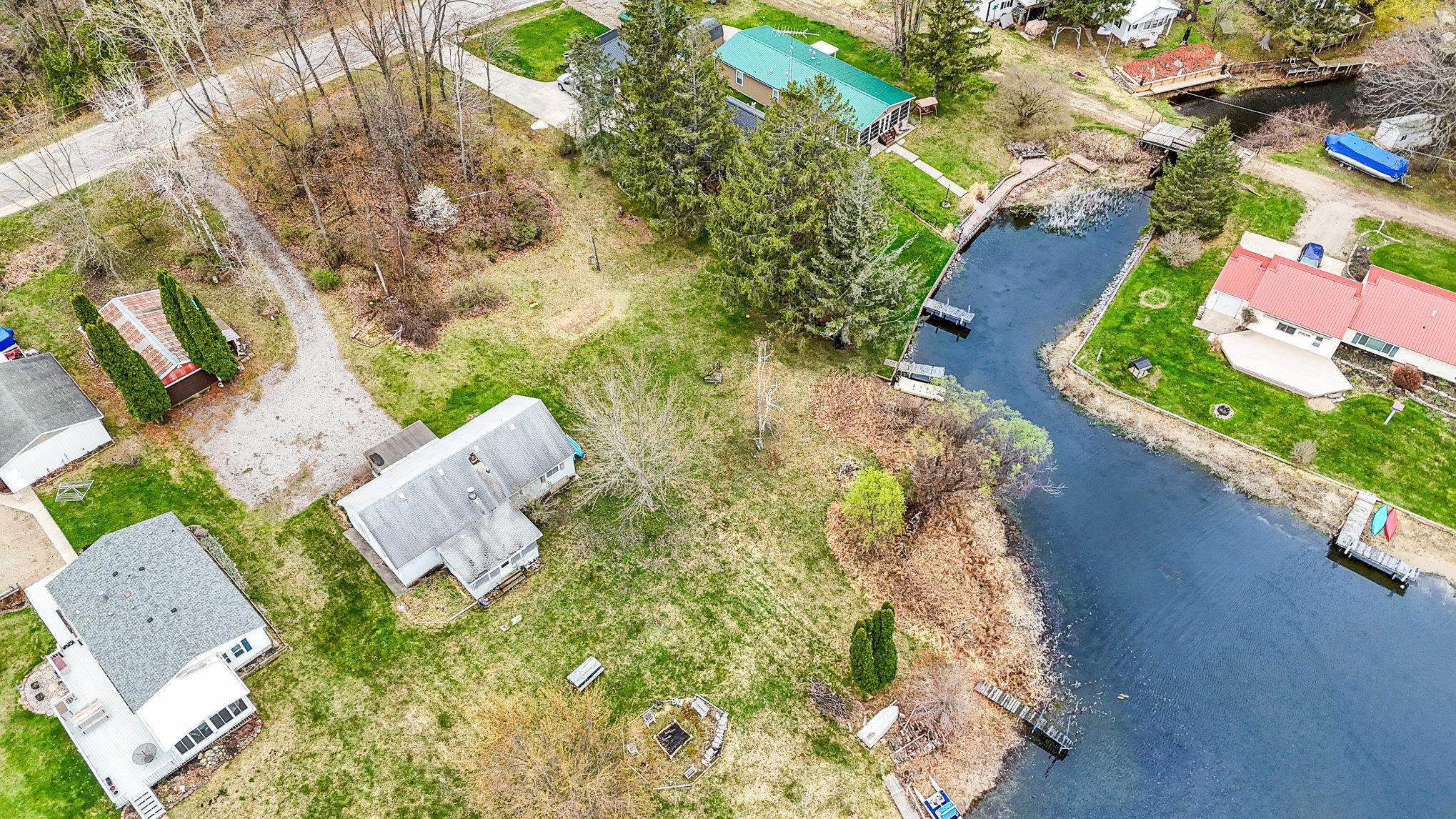 1521 East Pratt Lake Road Gladwin, MI 48624 - Photo 11 of 12