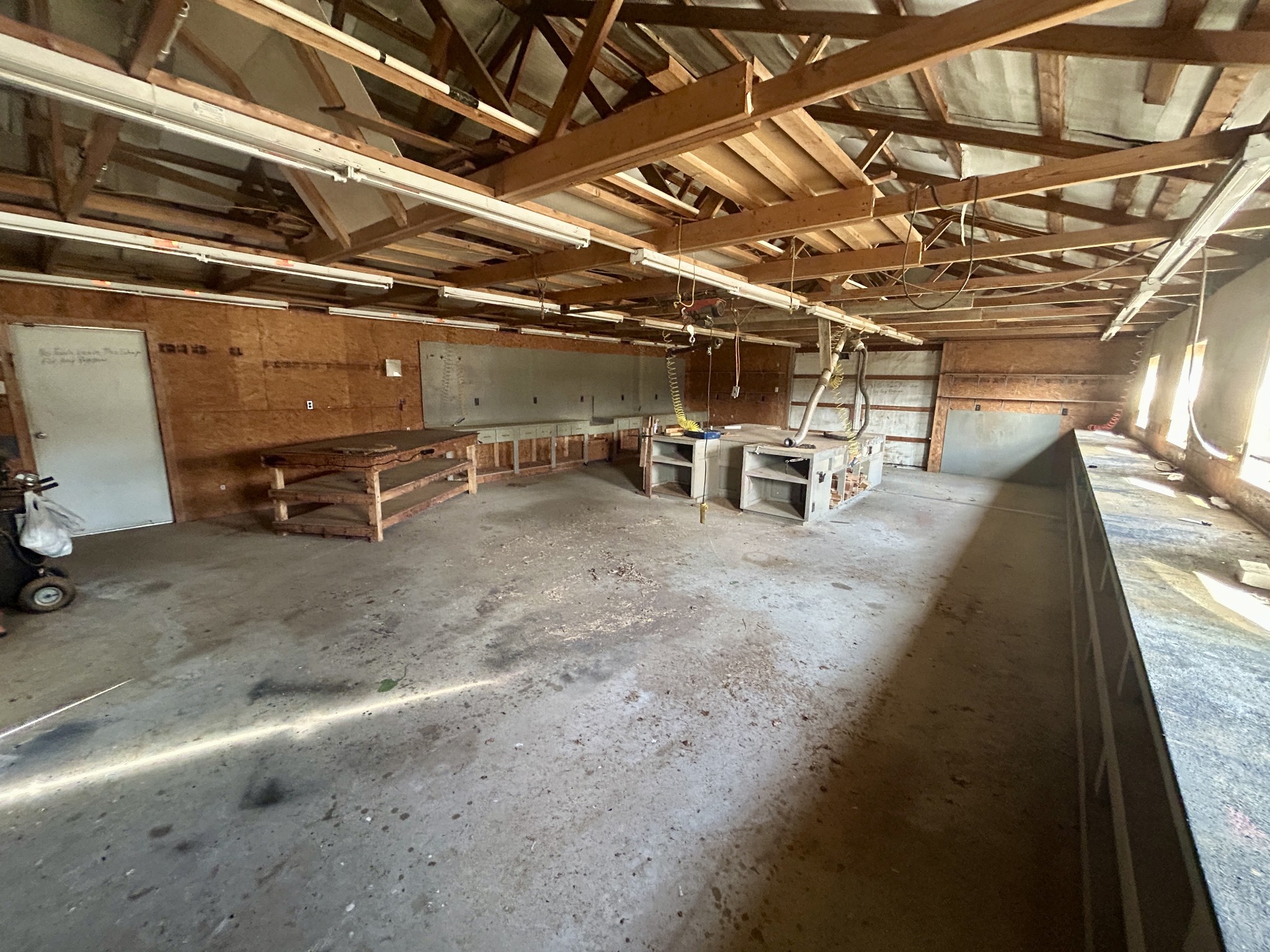 320 South Point Drive Camden, TN 38320 - Photo 44 of 62 a view of a garage with wooden roof