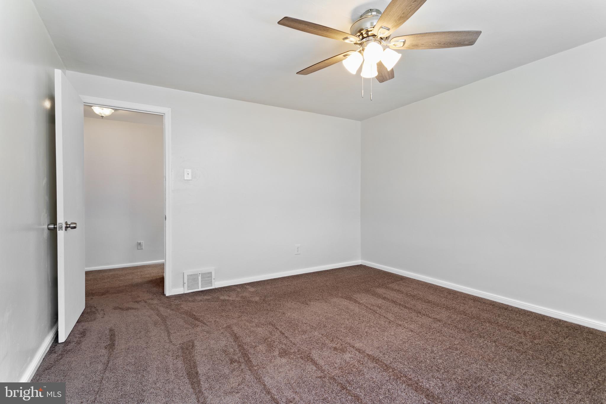 2002 Kent Road Folcroft, PA 19032 - Photo 14 of 24 Gallery Image 14