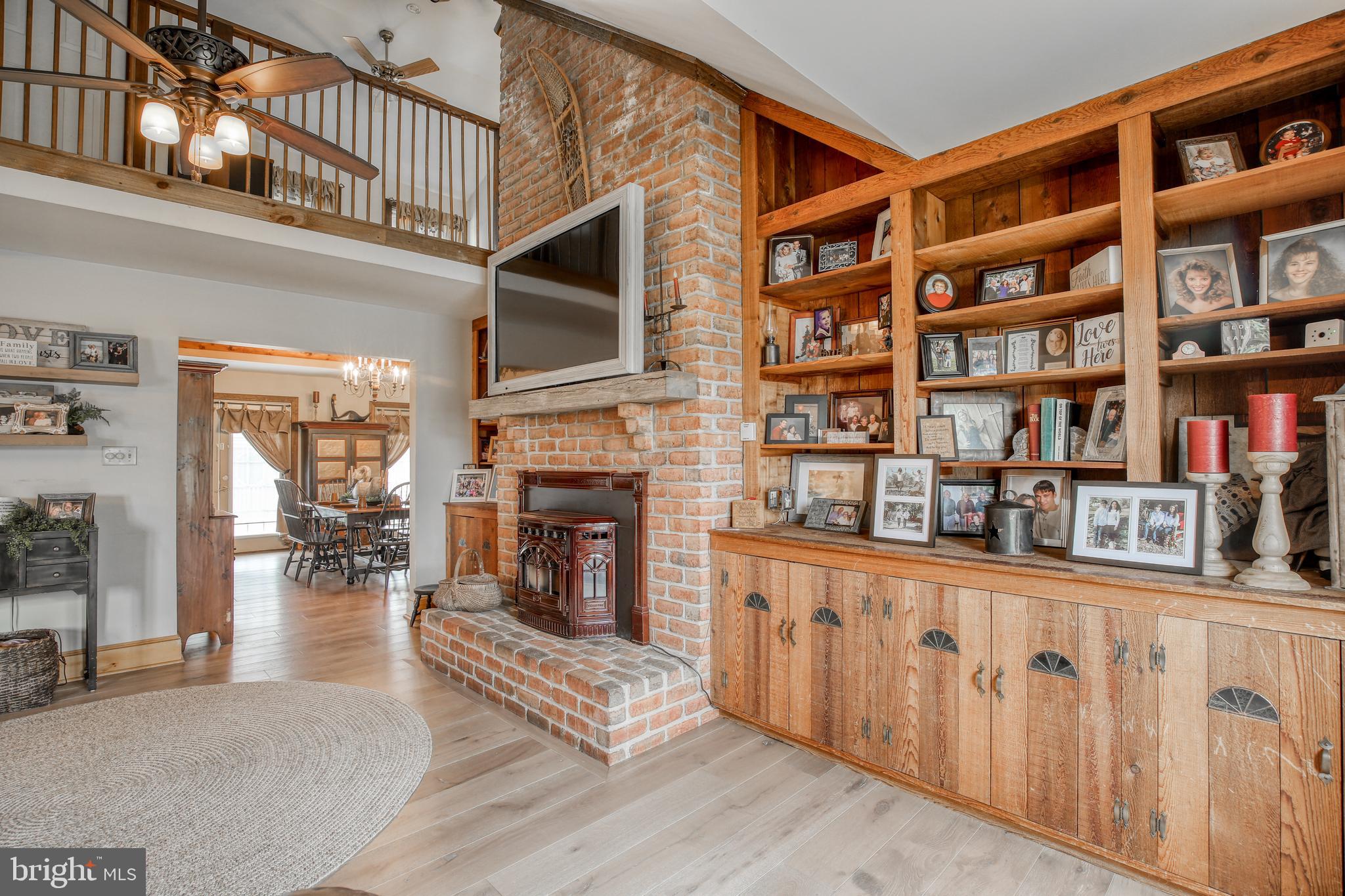 2327 Gun Barrel Road White Post, VA 22663 - Photo 23 of 69 Wonderful Built-Ins