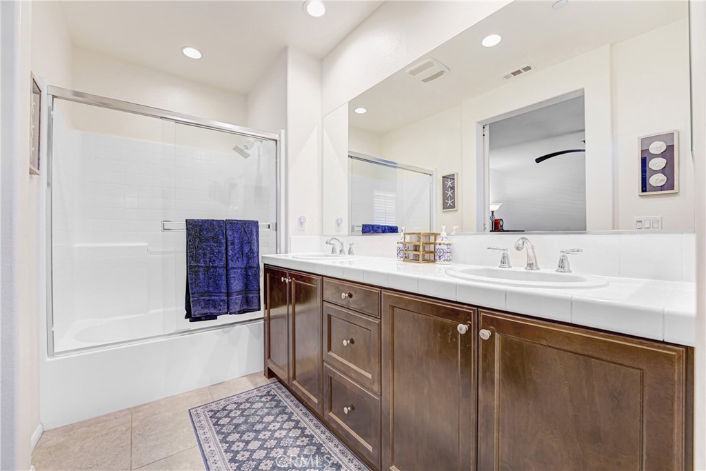 2234 Winifred Street, Unit 2 Simi Valley, CA 93063 - Photo 19 of 23