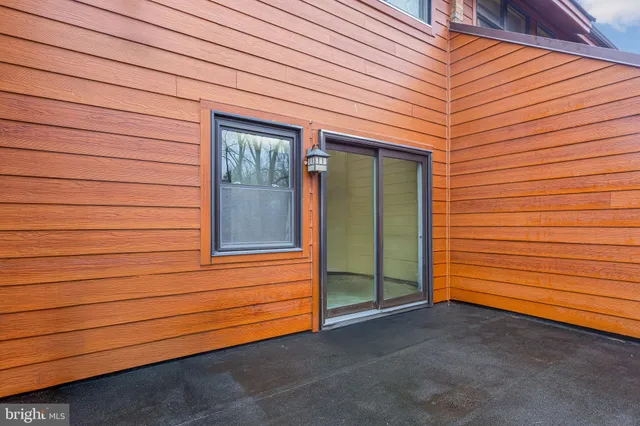 $310,000 | 7579 Weather Worn Way, Unit D, Columbia, MD 21046