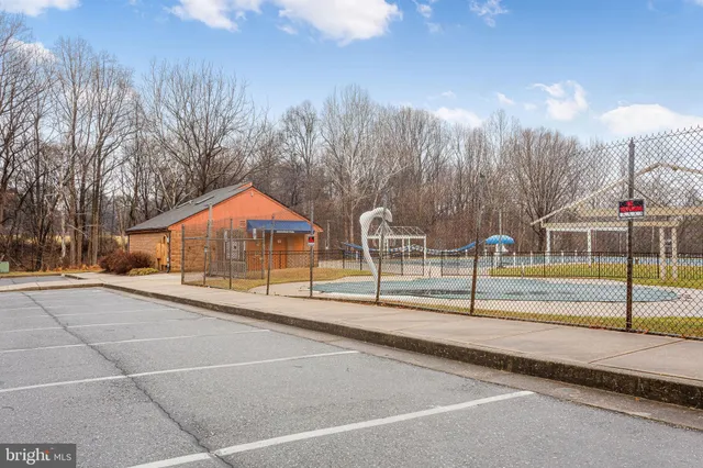 $310,000 | 7579 Weather Worn Way, Unit D, Columbia, MD 21046