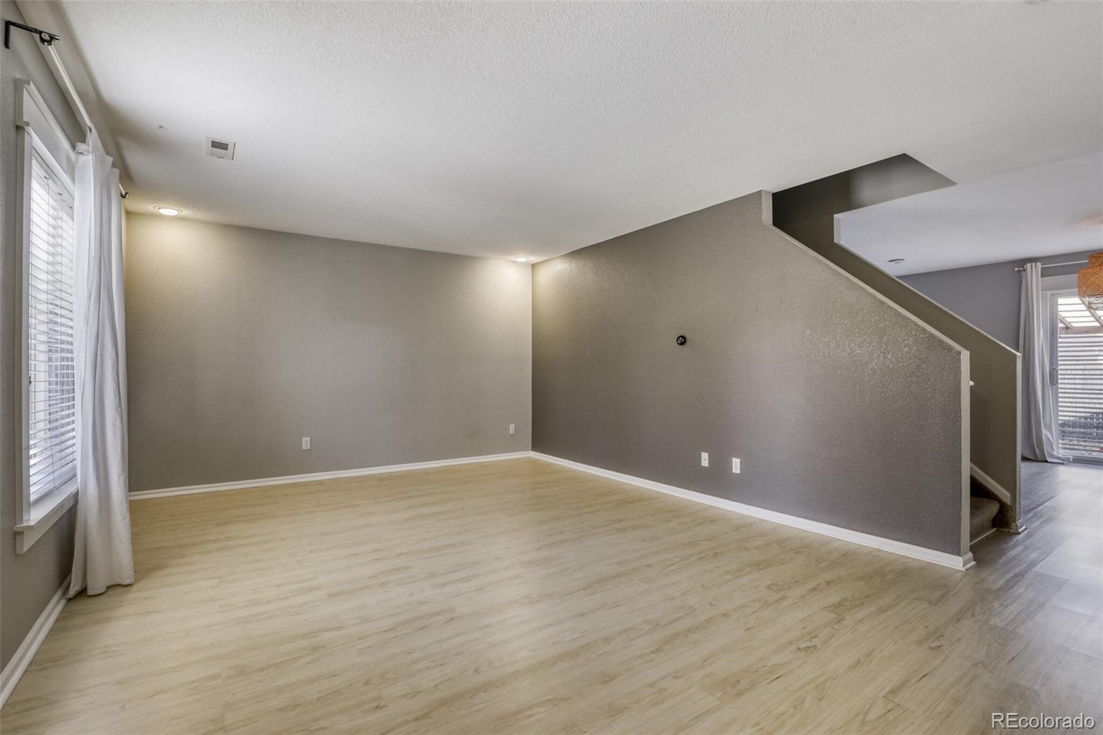 3637 Dexter Court Denver, CO 80207 - Photo 5 of 34